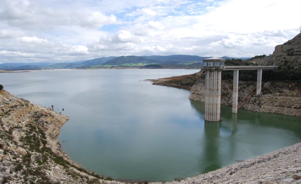 Imagen INFORMACIÓN PÚBLICA SOBRE LA PROPUESTA DE CÁNONES DE REGULACIÓN Y TARIFAS DE UTILIZACIÓN DEL AGUA DE LAS DEMARCACIONES DE LAS CUENCAS MEDITERRÁNEAS ANDALUZAS Y GUADALETE-BARBATE PARA EL AÑO 2027
