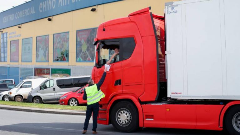 IMPORTANTE: SOLICITUD DE TRANSPORTE ESENCIAL (LECHE, PIENSOS, PRODUCTOS PERECEDEROS)